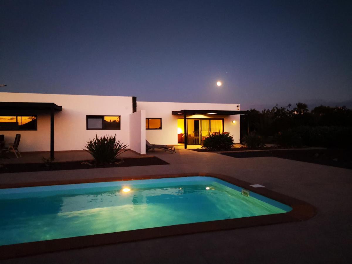 Heated & Shared Pool Villa Matriana 36B, North Shore Villas La Oliva Exterior photo